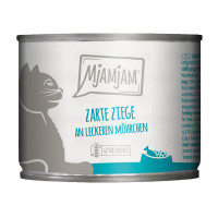 MjAMjAM zarte Ziege an leckeren Möhrchen MjAMjAM zarte Ziege an leckeren Möhrchen